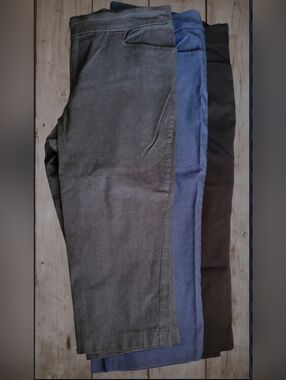 3 Pairs Stretch Chino Capri Pants - Gray, Blue, Black